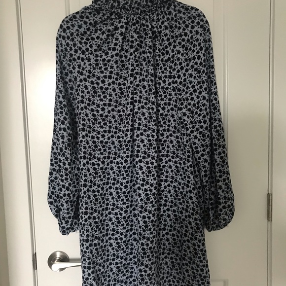 H&M mini dress, size US10 - Picture 3 of 5